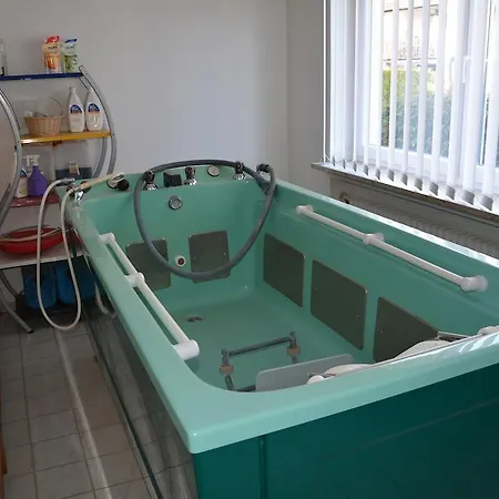 بيت ضيافة Kurpension Gundula