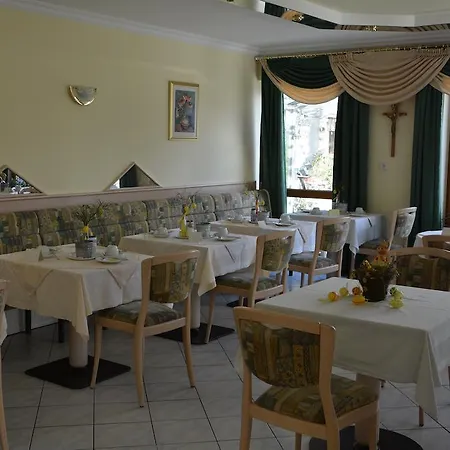 Kurpension Gundula بيت ضيافة